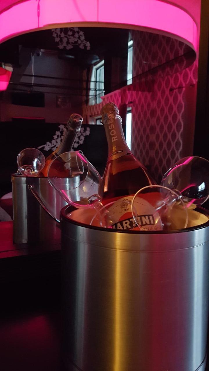 Chomedey Inn Laval Kültér fotó